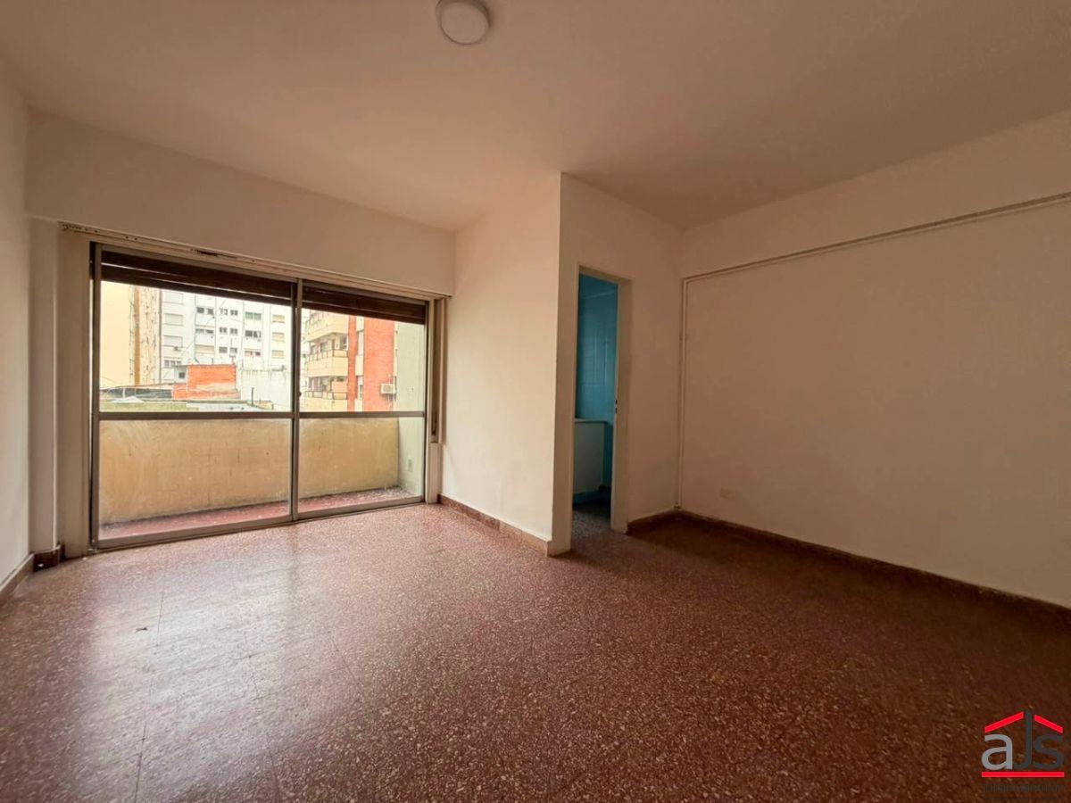 Departamento de 2 ambientes ubicado en la zona de Plaza Mitre