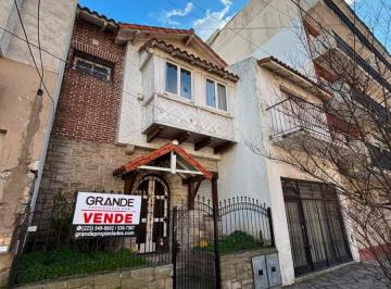 Casa de 5 ambientes, Mar del Plata · Casa de 5 Ambientes con Local Comercial – Gran Potencial de Inversión