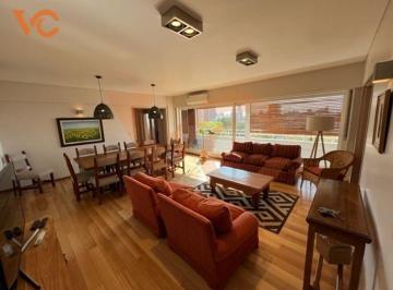 Departamento de 8 ambientes, Neuquén · Departamento en Alquiler · 3 Dorm. · 230 m² · Neuquen