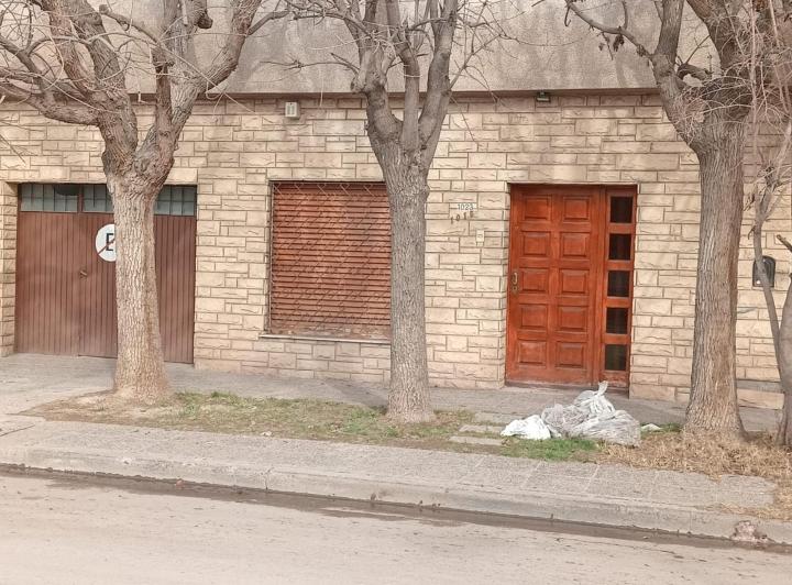 Casa · 70m² · 3 Ambientes · 1 Cochera