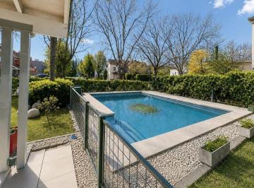 Casa · 299m² · 5 Ambientes · 7 Cocheras · Casa 6 Ambientes en Santa Maria de Los Olivos, grand Bourg