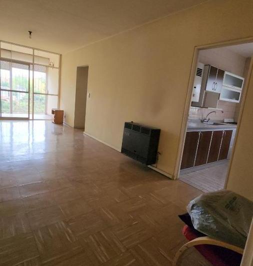 Departamento · 76ha · 4 Ambientes · 2 Cocheras