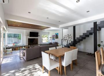 Casa de 5 ambientes, Malvinas Argentinas · Casa en Venta 5 Ambientes, Barrio Los Tacos con Jardin y Pileta
