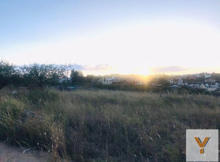 Terreno · 800m²