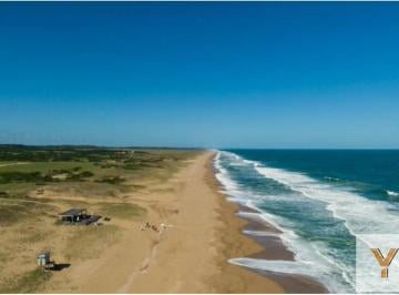Terreno · 1065m² · Terreno en Venta - 1.065 m² - Uruguay