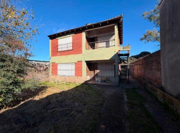 Casa de 4 ambientes, Esteban Echeverría · Importante Inmueble en Venta Local con Dos Propiedadese en Oportunidad