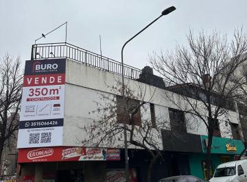 Foto · Importante Esquina Comercial en Venta Barrio Gemes