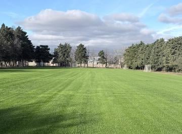 Terreno · 31m² · 3 Ambientes · Oportunidad Única – Predio Deportivo y Comercial de 31.500 m² en Zona Sur Córdoba