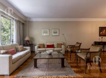 Departamento · 182m² · 5 Ambientes · 1 Cochera · Departamento de 4 Ambientes a m de La Plaza Vicente López