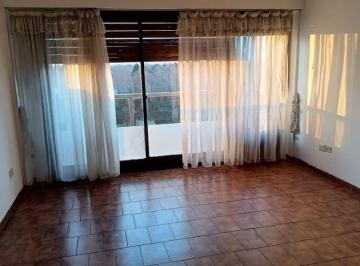 Departamento de 4 ambientes, Esteban Echeverría · Venta Departamento 4 Ambientes Zona Centrica! Monte Grande!
