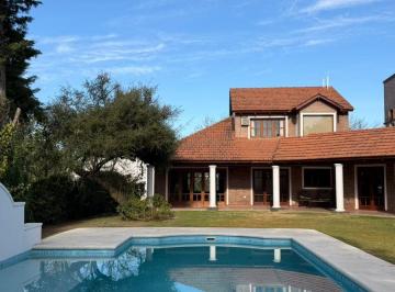 Casa de 7 ambientes, Córdoba · Lomas de Los Carolinos