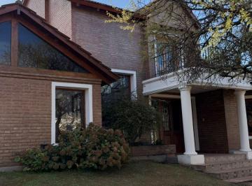 Casa de 7 ambientes, Córdoba · Lomas de Los Carolinos