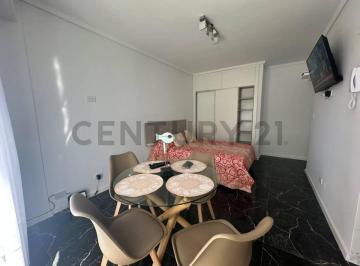 Departamento · 25m² · 1 Ambiente · Alquiler - Monoambiente Reciclado Al Contrafrente - La Perla