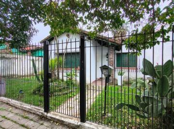 Casa · 90m² · 3 Ambientes · 2 Cocheras · Chalet en Venta en Ituzaingó Norte - Apto Crédito