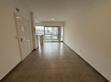 Departamento · 59m² · 3 Ambientes · Departamento Semipiso de 3 Ambientes con Balcon en Alquiler - Wilde Avellaneda