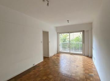 Departamento · 75m² · 4 Ambientes · Departamento de Tres Ambientes con Balcón Al Contrafrente