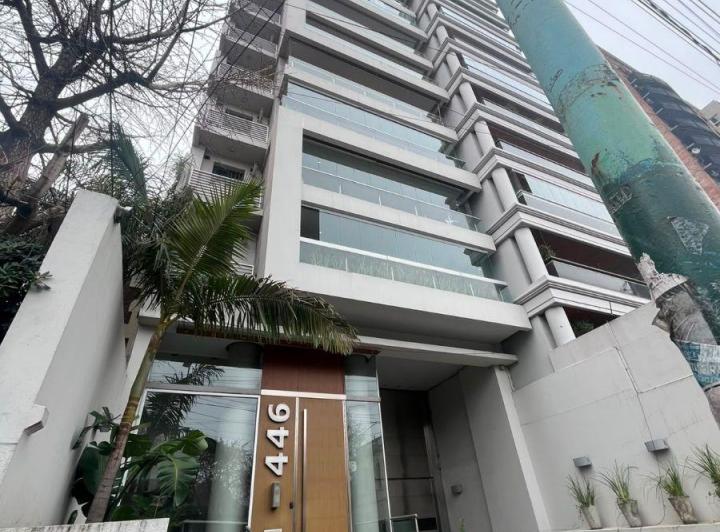 Departamento · 170m² · 4 Ambientes · 1 Cochera
