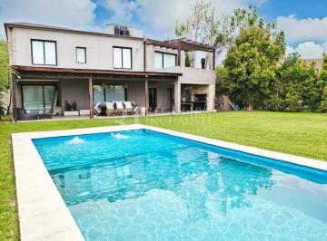 Casa · 209m² · 3 Dormitorios · 4 Cocheras · Venta | Casa en Venta | Barrio San Francisco | Villanueva, Tigre