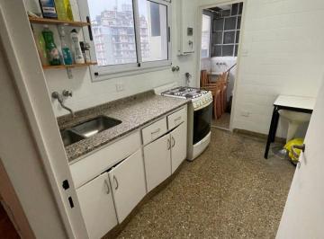 Departamento de 2 ambientes, Almagro · 2 Ambientes con 2 Balcones y Vista Abierta!