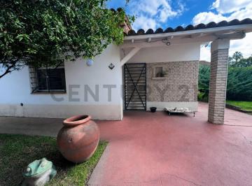 Casa · 100m² · 5 Ambientes · 1 Cochera · Venta Casa 5 Ambientes Francisco Alvarez con Parque Pileta