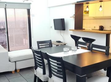 Departamento · 90m² · 4 Ambientes · Departamento 4 Ambientes con Parrilla en Caballito Norte Para Alquiler Temporario