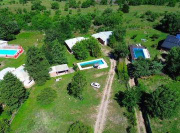 Casa · 337m² · 8 Ambientes · 4 Cocheras · Oportunidad Complejo de Cabañas Icho Cruz