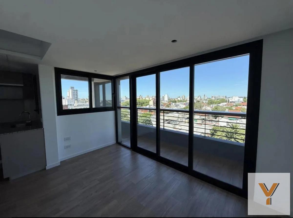 Departamento 1 dorm, 60m² en piso bajo con balcón — Garay entre España y Jujuy