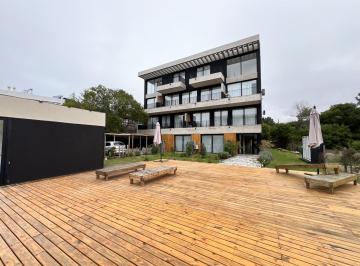 Departamento · 140m² · 3 Ambientes · 1 Cochera · Departamento en Las Gaviotas