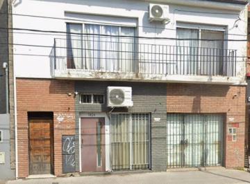 Local comercial · 240m² · Venta Local con Vivienda Martinez