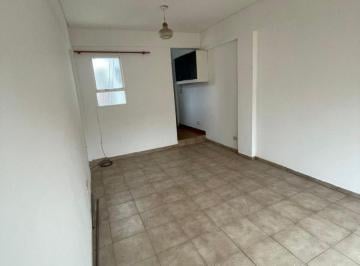 Departamento de 1 ambiente, Almagro · Monoambiente Al Frente con Balcon Aterrazado