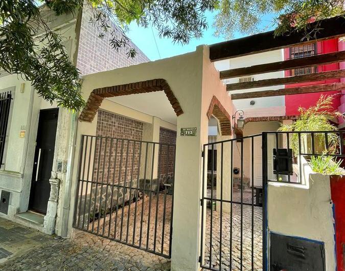 Casa · 100m² · 3 Ambientes · 1 Cochera