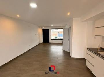 Casa · 118m² · 3 Ambientes · 2 Cocheras · Dúplex en Docta Av
