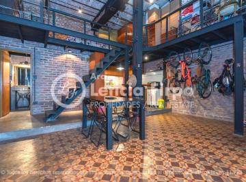 PH · 143m² · 3 Ambientes · Vivienda/local con Subsuelo y Entrepiso Estilo Loft Industrial. Sin Expensas.
