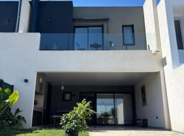 Casa · 180m² · 4 Ambientes · 2 Cocheras · Duplex Miradores 2, Manantiales