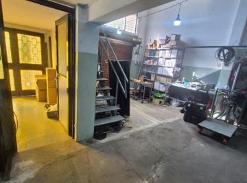 Bodega-Galpón de 3 ambientes, Morón · Galpón en Venta 242 m Av Diaz Velez 984/986 Villa Sarmiento Moron