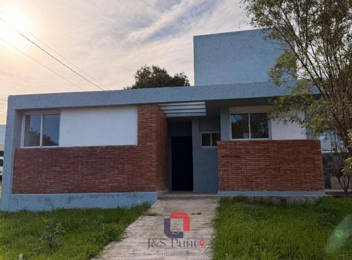 Casa · 100m² · 3 Ambientes · 1 Cochera