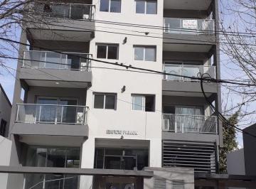 Departamento de 2 ambientes, Quilmes · Excelente Dpto 2 Ambientes con Cochera