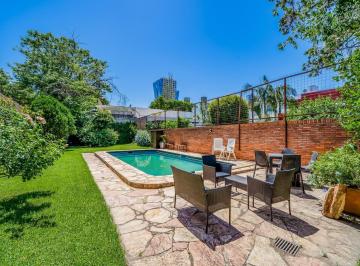 Casa · 567m² · 6 Ambientes · 4 Cocheras · Venta Casa 6 Ambientes, Pileta, 4 Cocheras, Jardín en Bajo Belgrano