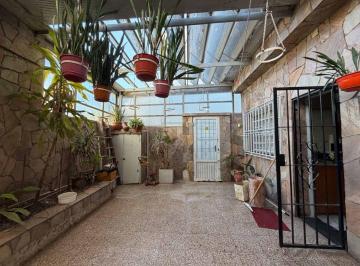 Casa · 147m² · 4 Ambientes · 1 Cochera · Venta Casa 2 Dorm. en La Florida