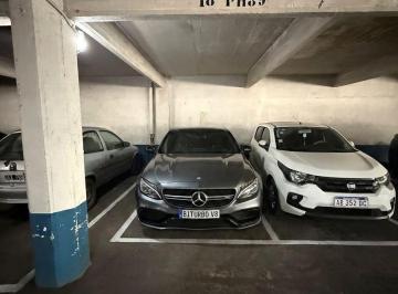 Garage , Córdoba · Cochera Cubierta en Venta con Escritura – Santa Rosa 250, Centro