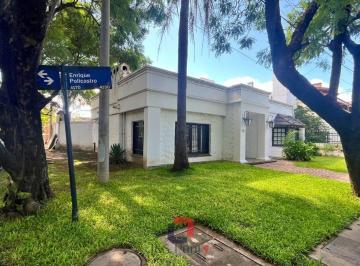 Casa · 200m² · 4 Ambientes · 1 Cochera · Casa en Venta en Cerro Chico