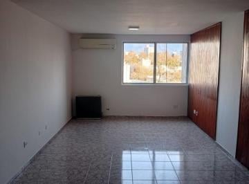 Departamento de 7 ambientes, Ciudad de Mendoza · Alquilo Departamento 4 Dorm. San Juan y Republica de Siria Ciudad Ideal Estudiantes