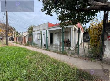 Casa · 51m² · 3 Ambientes · 2 Cocheras · Casa en San Miguel