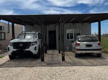 Casa de 5 ambientes, San Vicente · Casa Quinta en Venta de 95 m² Ubicado en Domselaar