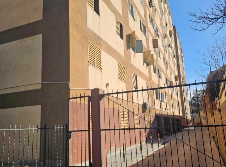 Departamento · 60m² · 8 Ambientes · 1 Cochera