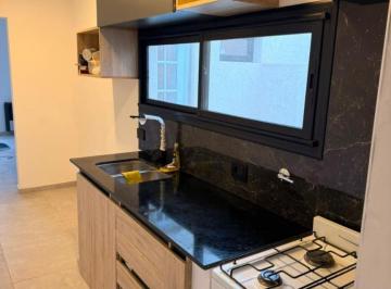 Casa · 77m² · 3 Ambientes · 1 Cochera · Dúplex en Cuestas de Manantiales