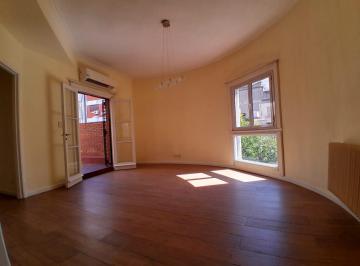 Departamento · 138m² · 4 Ambientes · 1 Cochera · Unico! Balcón Terraza con Parrilla Propia!