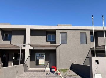 Casa · 110m² · 3 Ambientes · 1 Cochera · Duplex en Venta en Barrio Norte 1