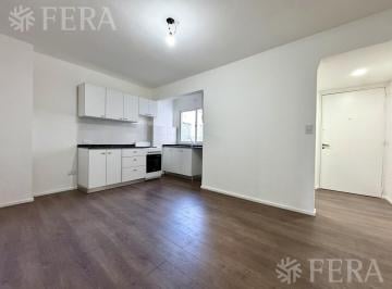 Departamento · 51m² · 3 Ambientes · Venta Departamento 3 Ambientes con Balcón en Avellaneda