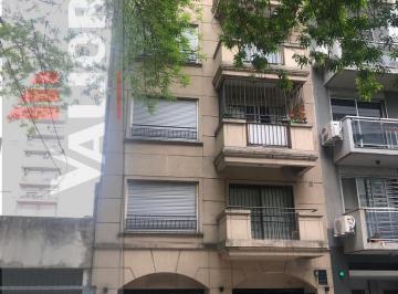 Departamento · 35m² · 2 Ambientes · 1 Cochera · Departamento 2 Ambientes con Patio, Parrilla y Cochera Cubierta!